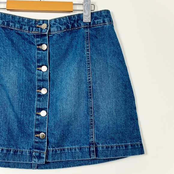 H&M Blue Denim Button Front A-Line Mini Skirt - Picture 3 of 3